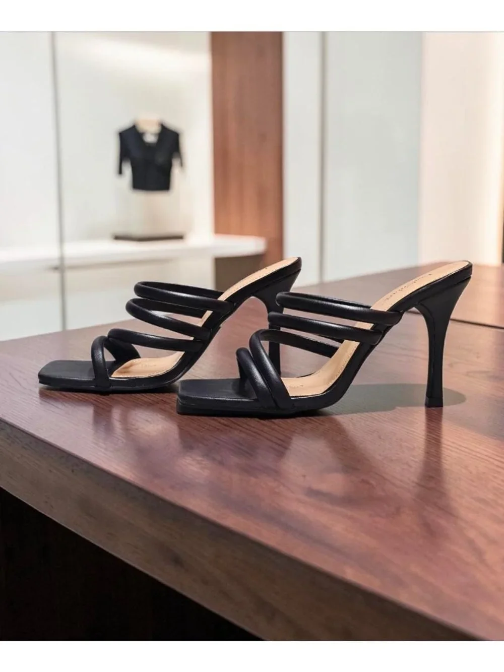 Strappy Black High Heel Sandals With Square Toe Design For Women
